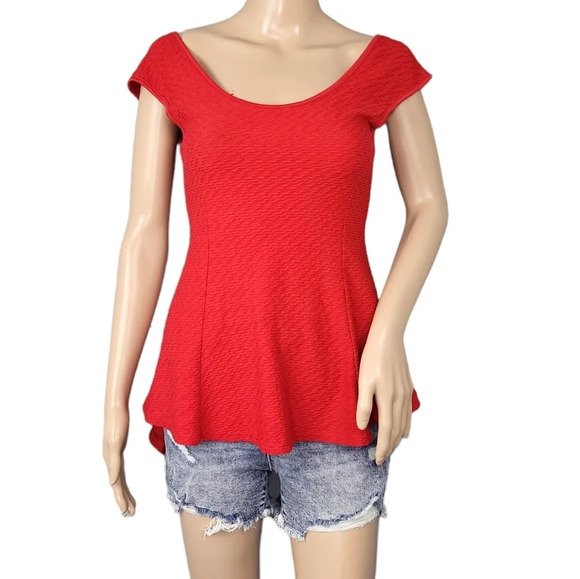 Lovely 153 Red Short sleeve Hi-lo Hem Peplum Shirt - Picture 1 of 4